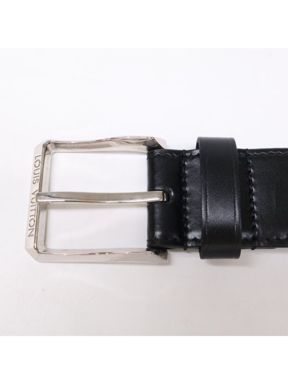 Louis Vuitton Leather Belt - Picture 4 of 10